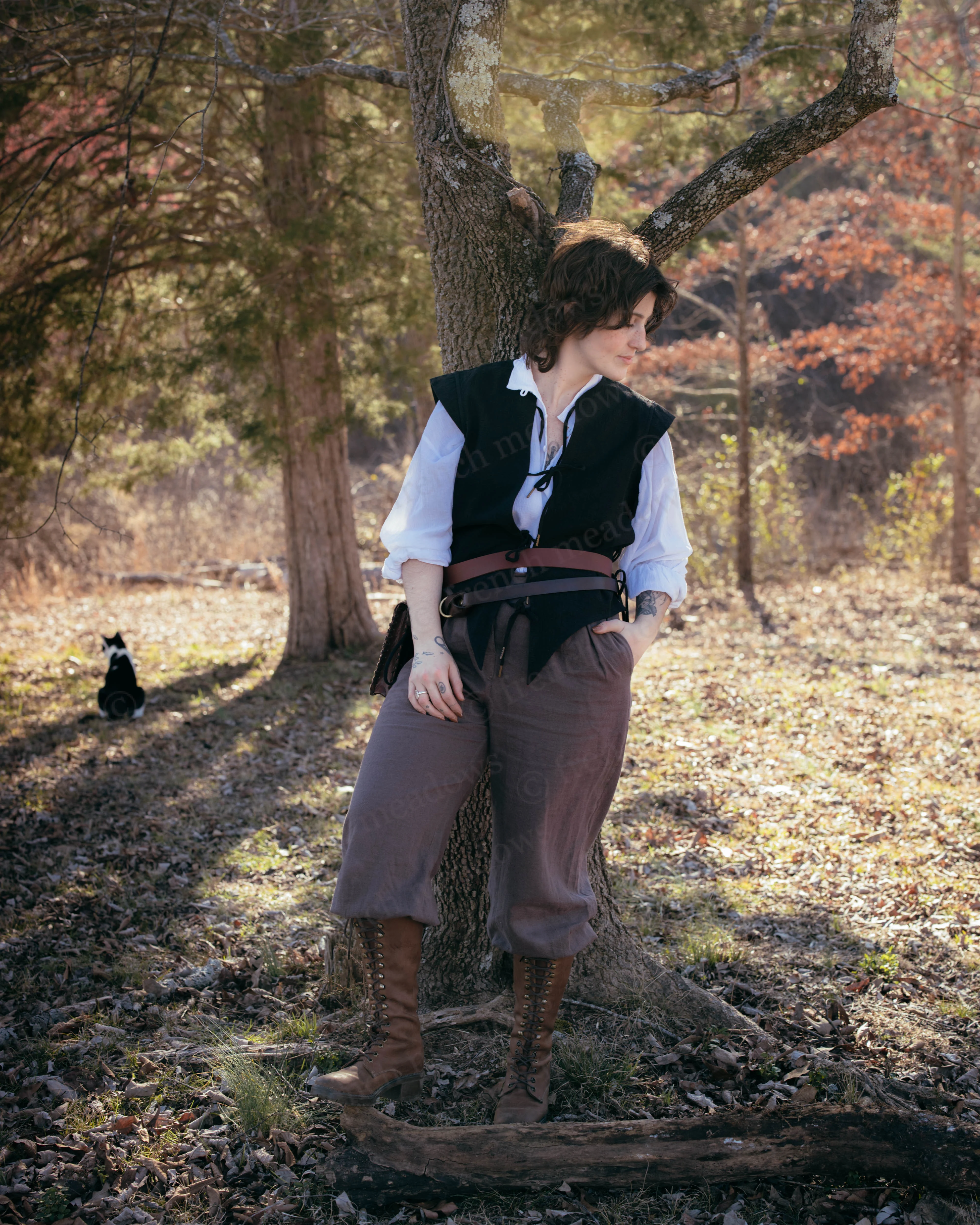 Black Bard Vest - Image 9