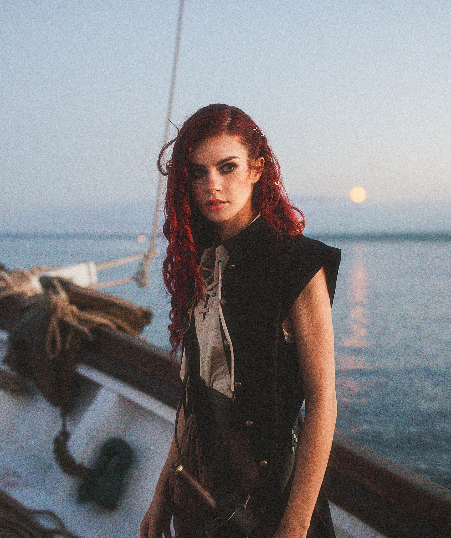 Linen Sleeveless Pirate Tank - Image 4