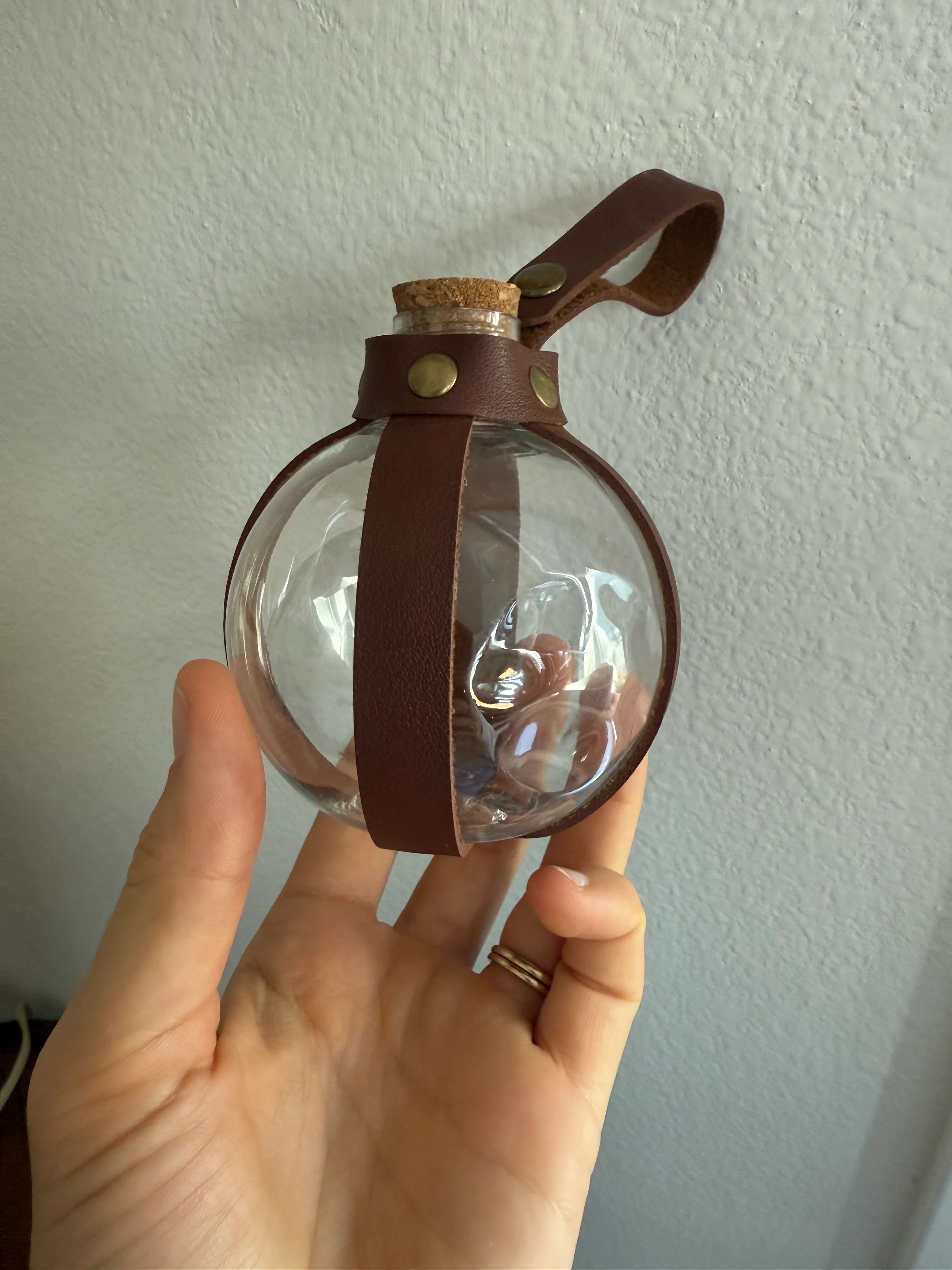 Potion Bottle -- slightly damaged *Final Sale* - Image 2